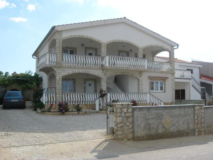 ויר Apartmani Stjepan Veselko מראה חיצוני תמונה